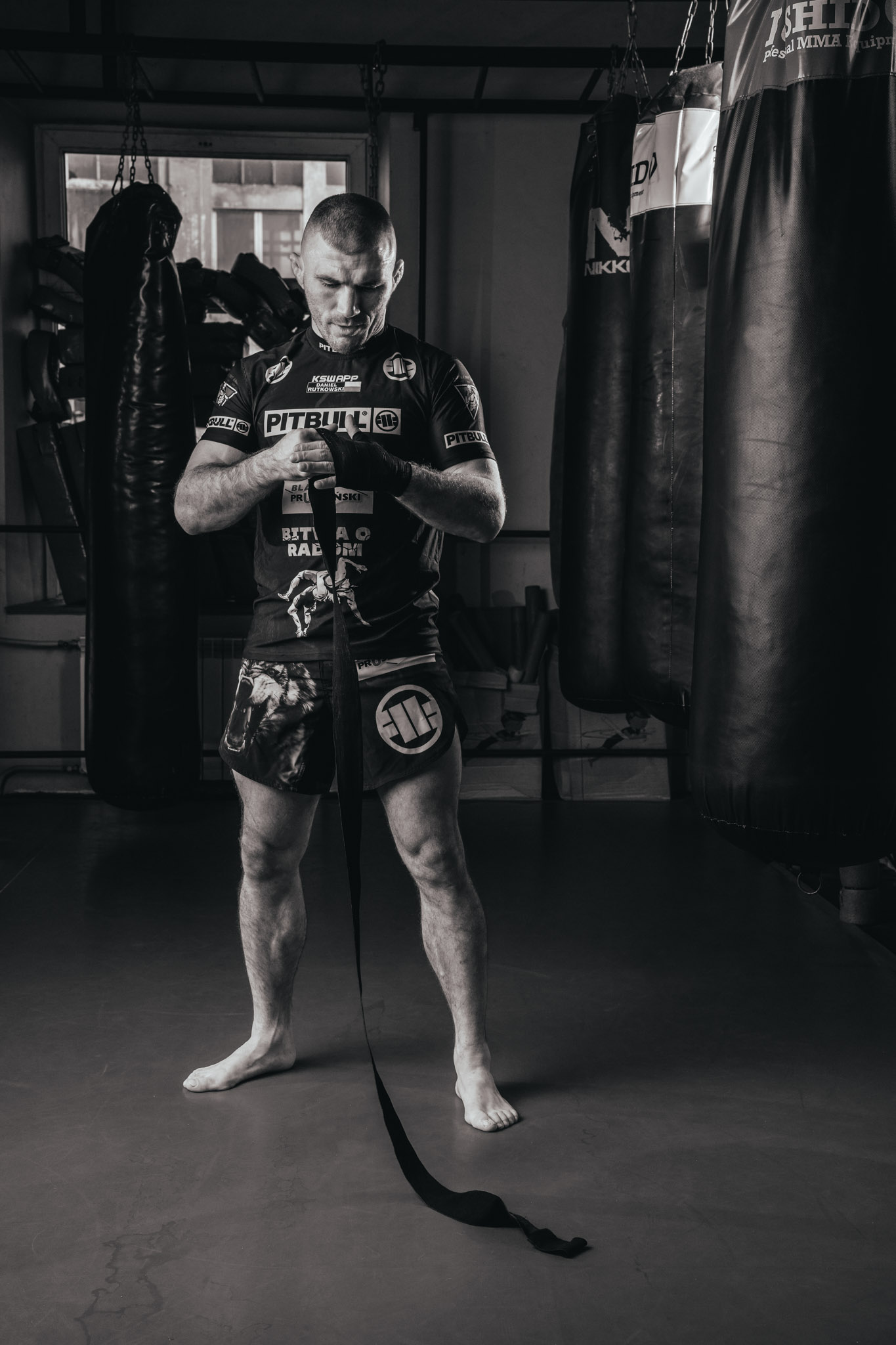 Sesja fotograficzna sportowa zawodnik mma